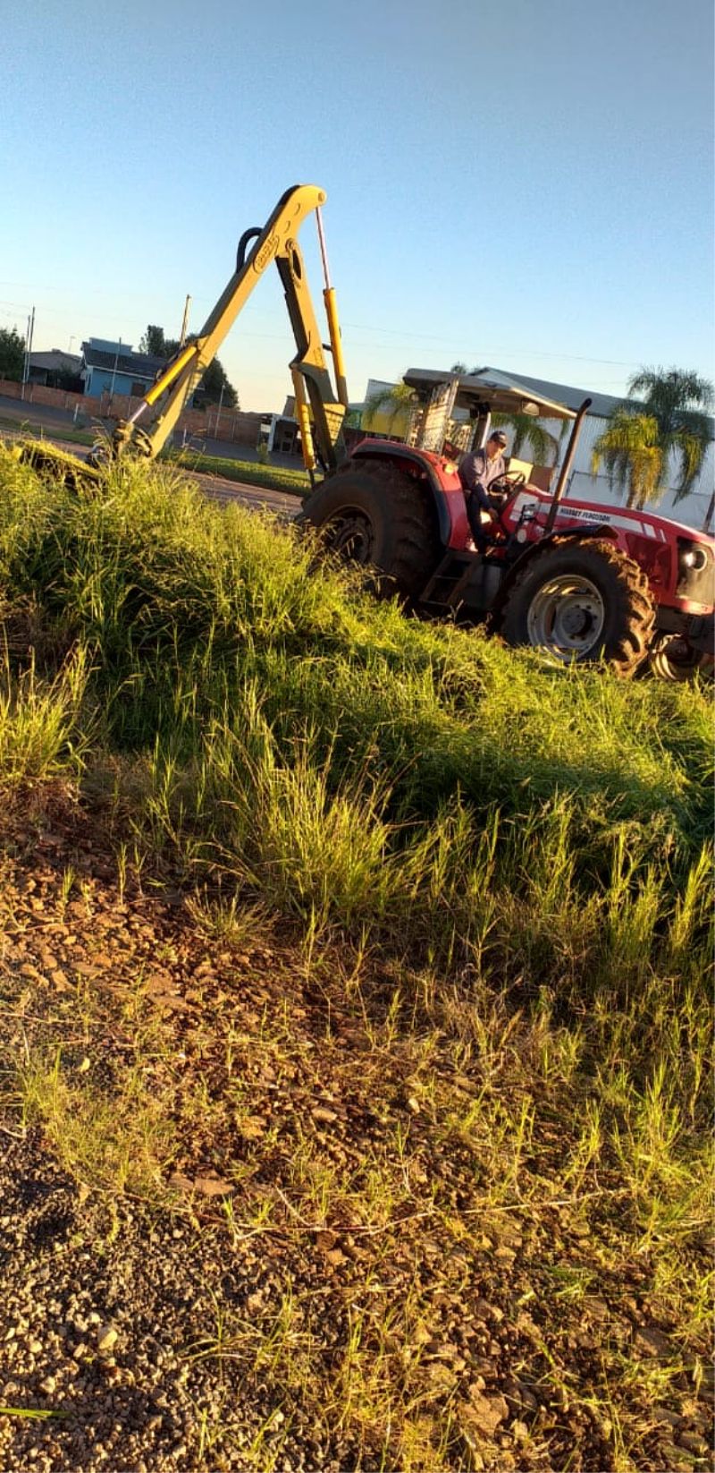 AQUISIÇÃO DE ROÇADEIRA HIDRÁULICA ARTICULADA